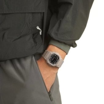 Orologio Casio g shock DW-5600CA-8ER