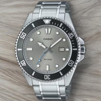 Casio collection MDV-107D-8A