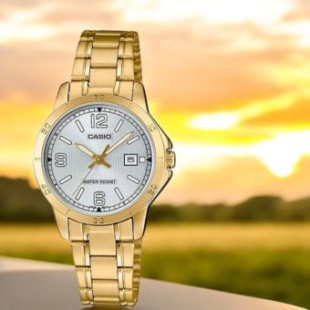 Casio collection LTP-V004G-7B2UDF