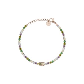 lj3220 ESSENTIAL WOMAN